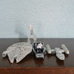 2014 Hot Wheels Star Wars Toy Ships W/Display Lot Of 3 Excellent Condition